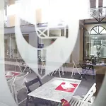 Le Roncevaux Otel