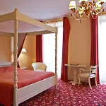 Le Roncevaux 3* Pau