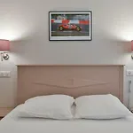 Le Roncevaux 3* Pau
