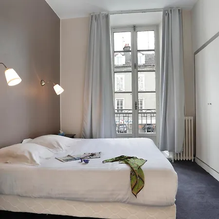 Hotel Le Roncevaux Pau