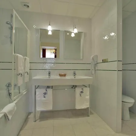 Le Roncevaux Szálloda Pau
