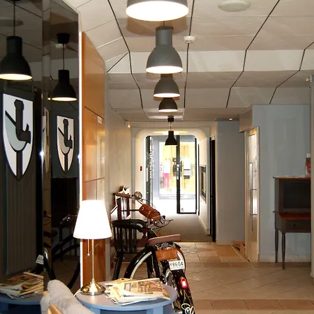 Le Roncevaux Hotel 3*