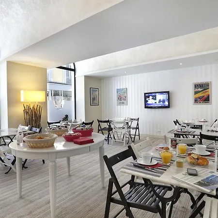 Hotel Le Roncevaux Pau