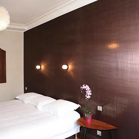 Hotel Le Roncevaux 3*