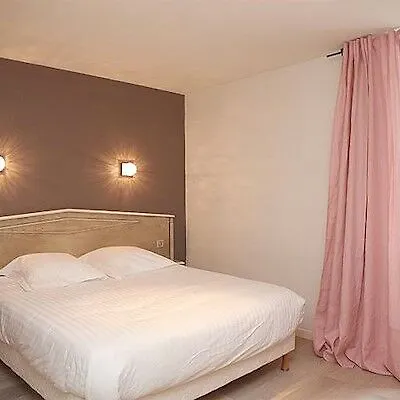 Hotel Le Roncevaux Pau