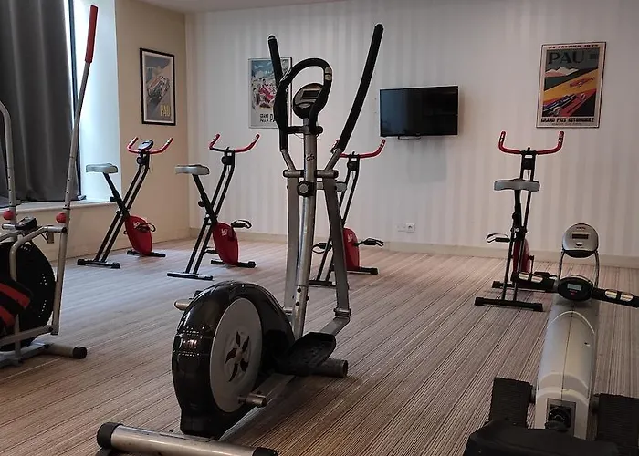 Le Roncevaux Hotel 3*