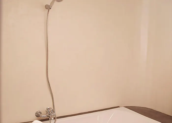 Le Roncevaux Отель