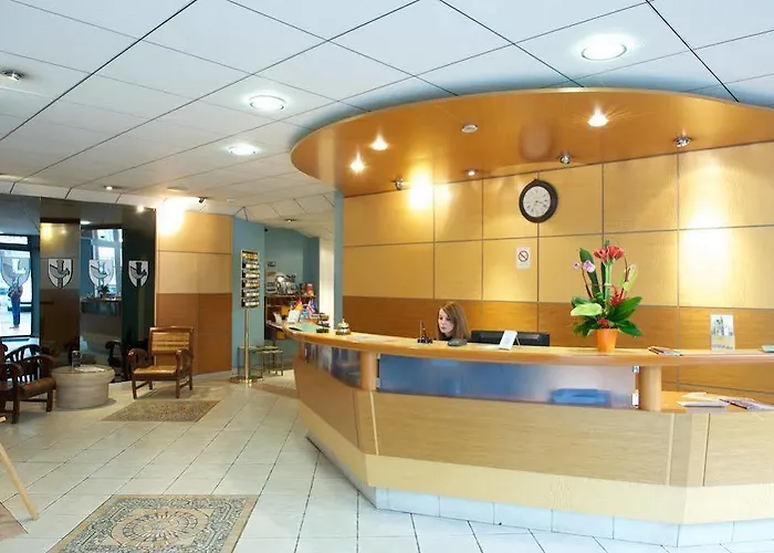 Hotel Le Roncevaux 3*